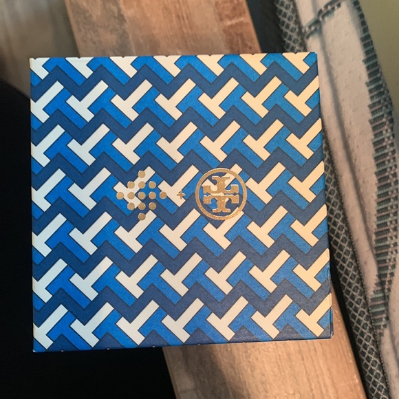 Tory Burch Fit Bit band- New with tags - Picture 2 of 2